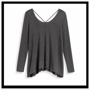 NYTT Jannessa Cross Back Striped Knit Top Size XS